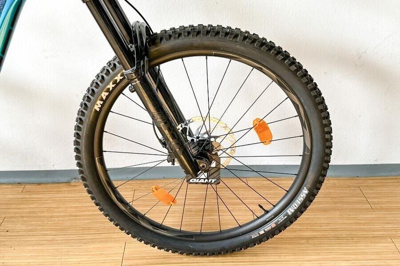 Celoodpružené kolo GIANT Reign SX 