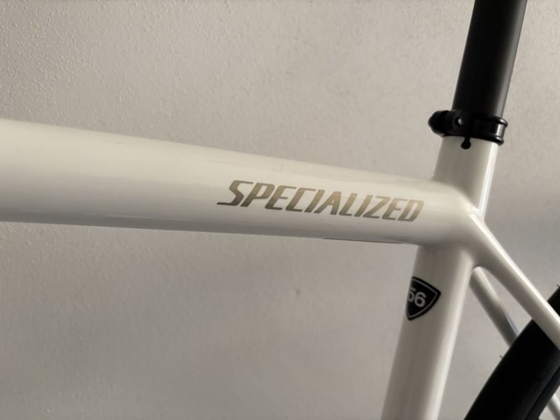 2025 Specialized Aethos Comp, Shimano 105 Di2, vel. 56