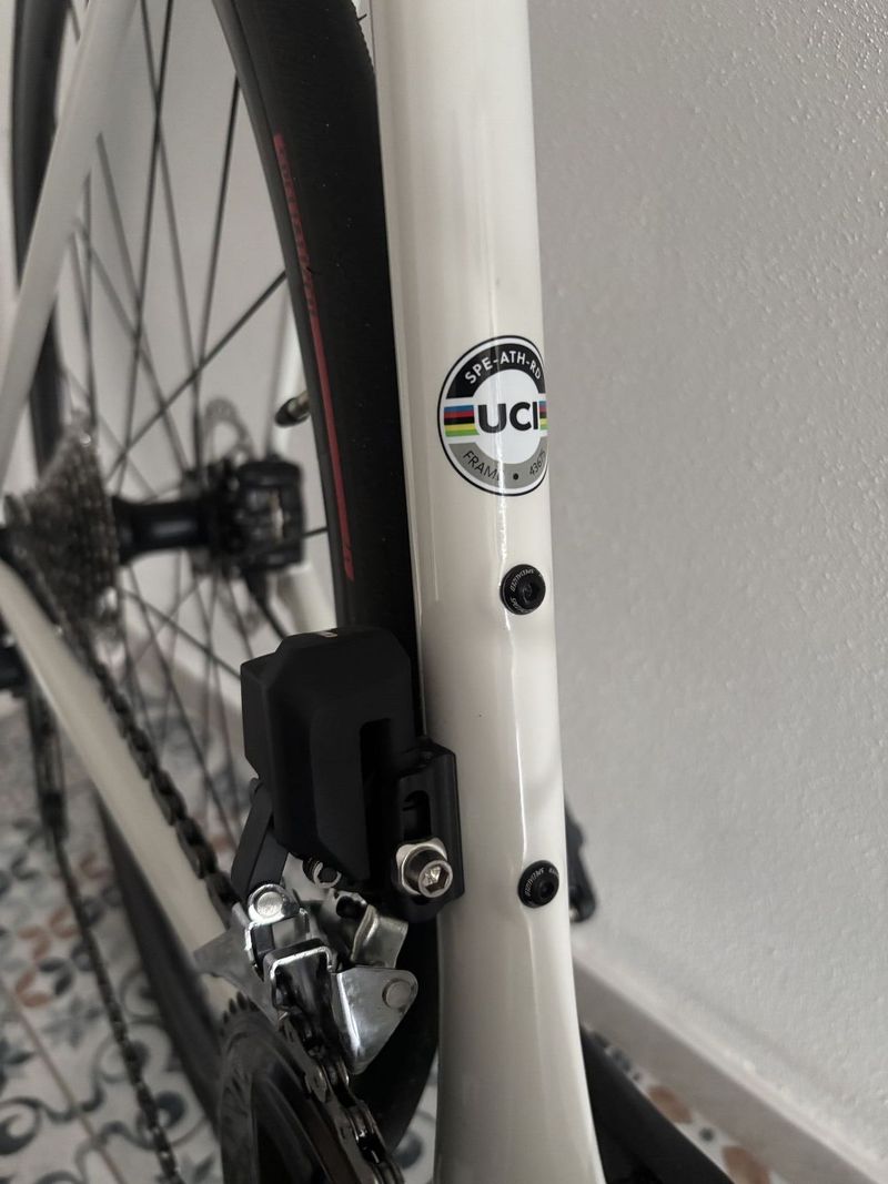 2025 Specialized Aethos Comp, Shimano 105 Di2, vel. 56