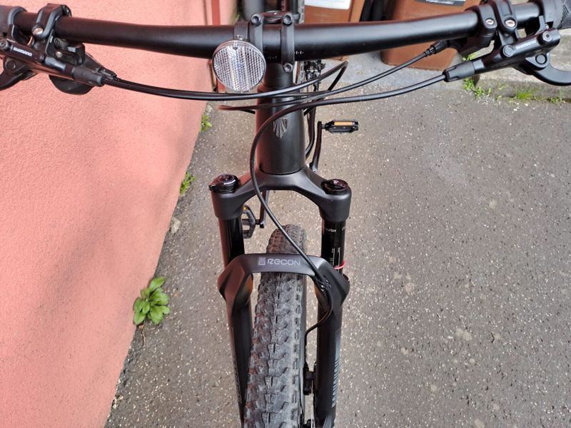 XC kolo TREK X-Caliber 9 + příslušenství. Záruka.