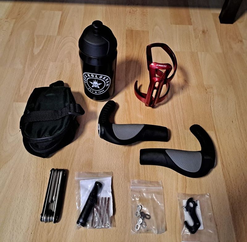 XC kolo TREK X-Caliber 9 + příslušenství. Záruka.