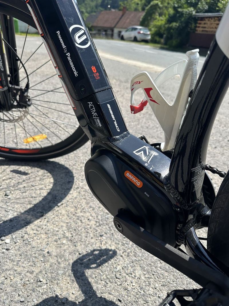 Dámské crossové elektrokolo