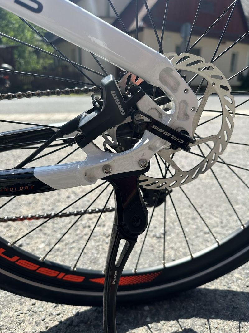 Dámské crossové elektrokolo