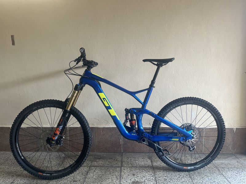GT Force Carbon Pro