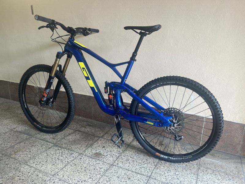 GT Force Carbon Pro