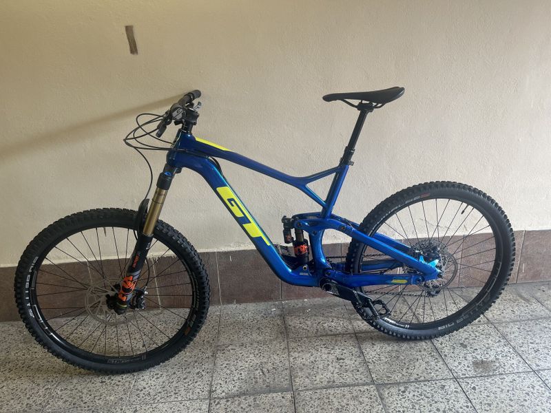 GT Force Carbon Pro