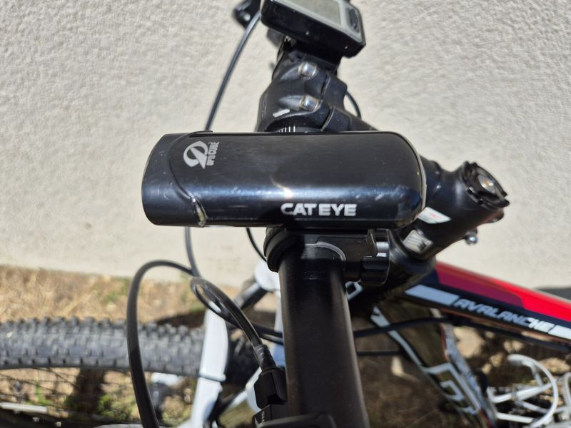 GT AVALANCHE 2.0 black - model 2012 2x180mm kotouč