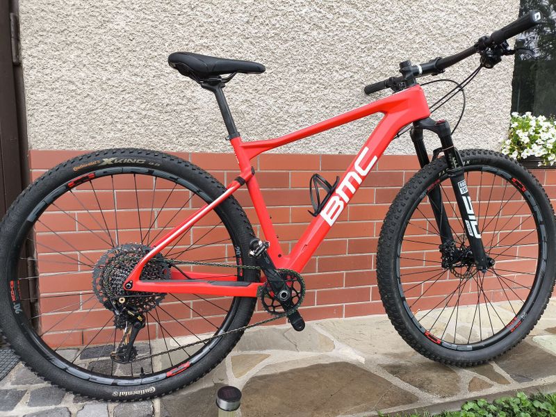 BMC Teamelite01 lehounké celokarbonové kolo na karbonových ráfcích