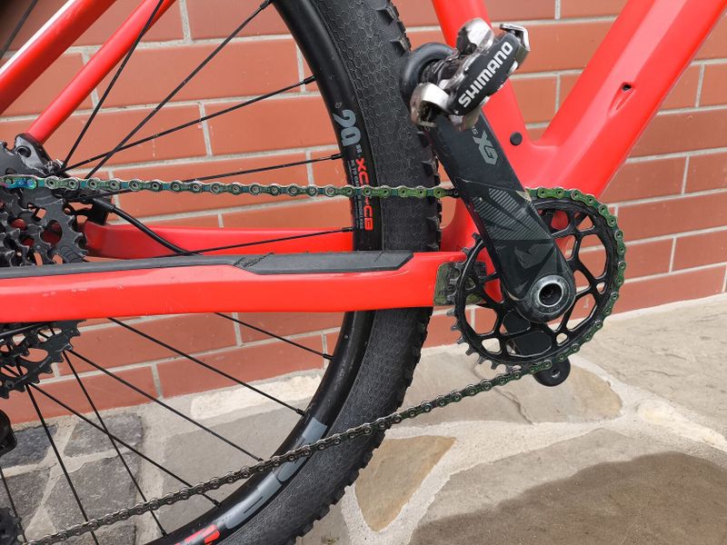 BMC Teamelite01 lehounké celokarbonové kolo na karbonových ráfcích