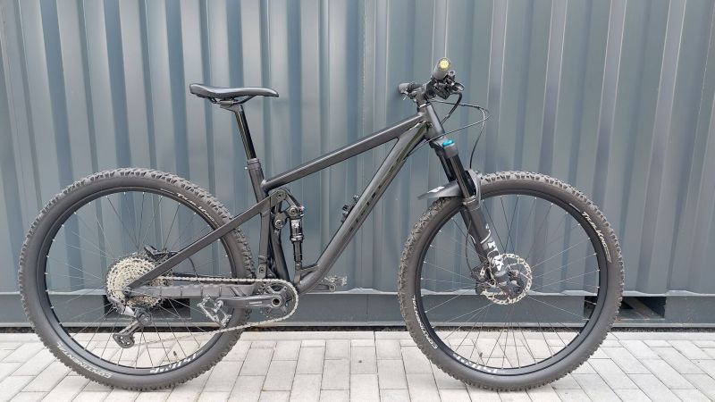 Ghost riot trail M
