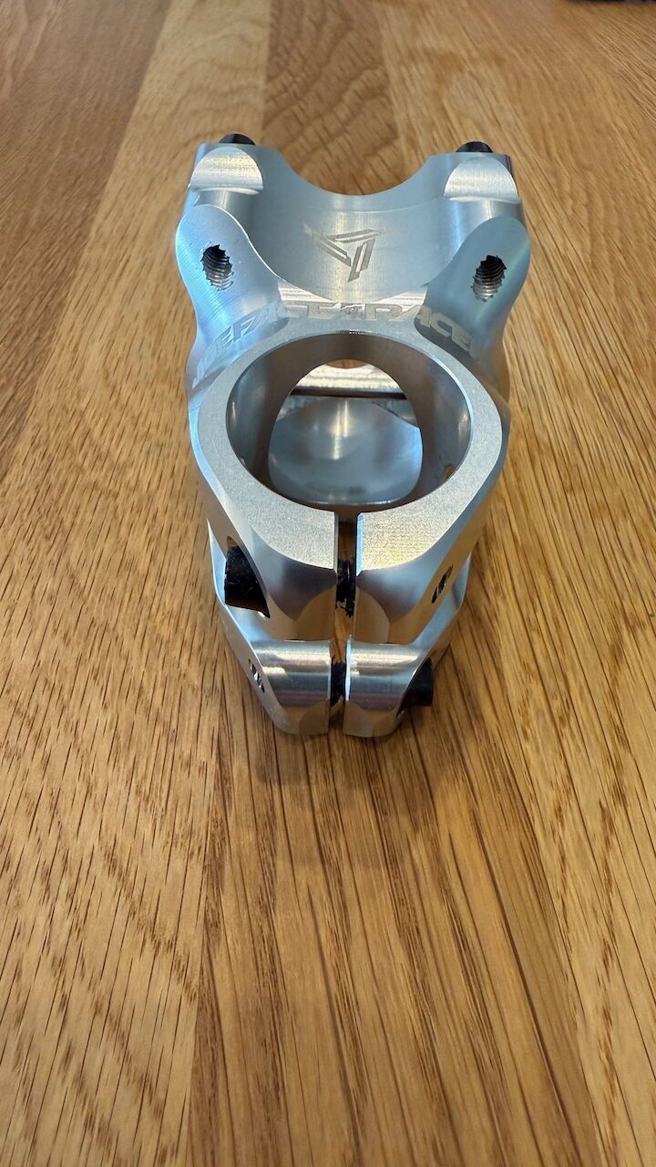 Race Face Turbine R 35 představec stříbrný