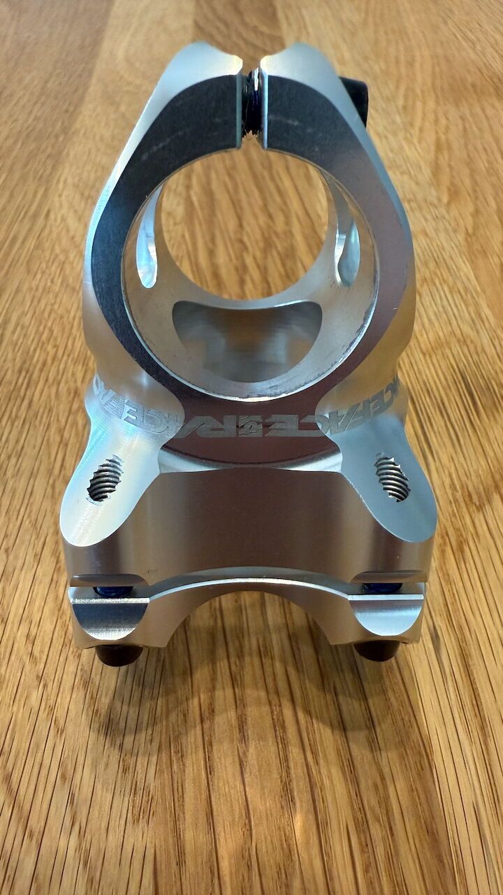 Race Face Turbine R 35 představec stříbrný