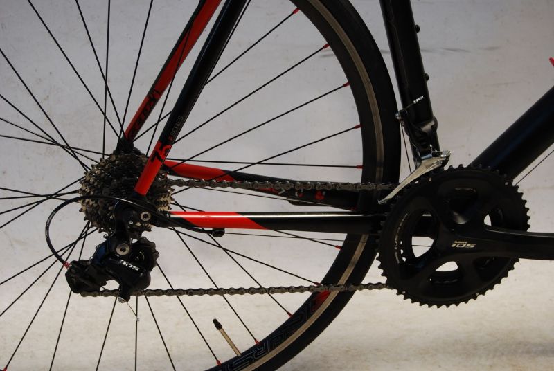 Silniční kolo Felt 61cm
