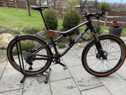 BH LYNX RACE 8.5 - velikost XL