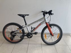 Trek Wahoo 20