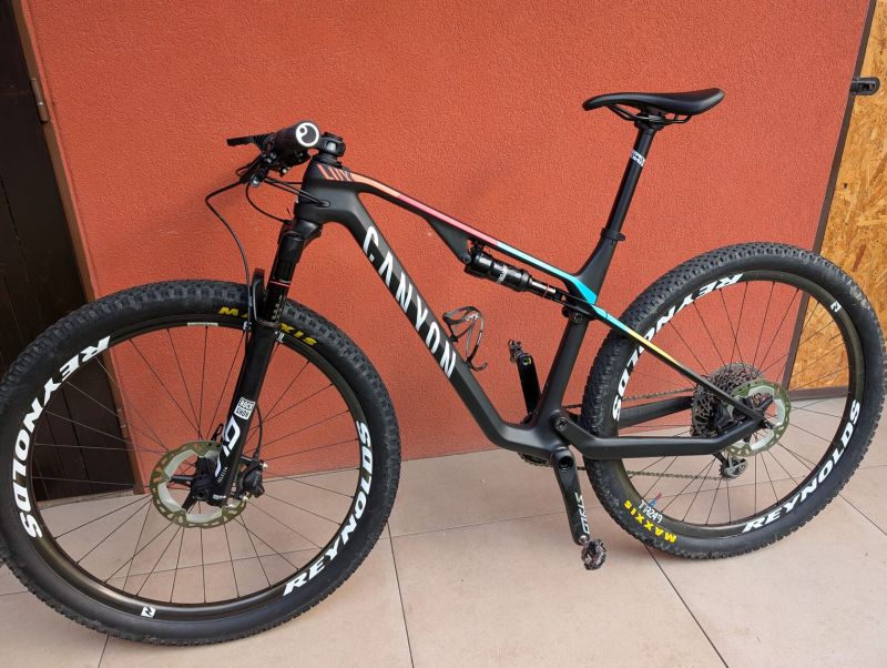 Canyon Lux CF SL 8.0 M