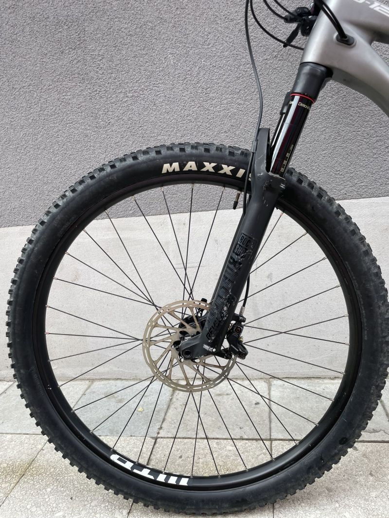Whyte S-120 Carbon R - velikost . M ( pro postavu 168-178cm )