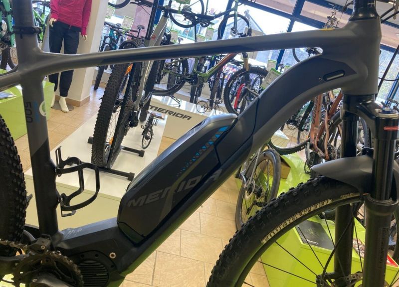 Merida eBIG.NINE 500 Matt Grey/Black(Blue), velikost L(48)