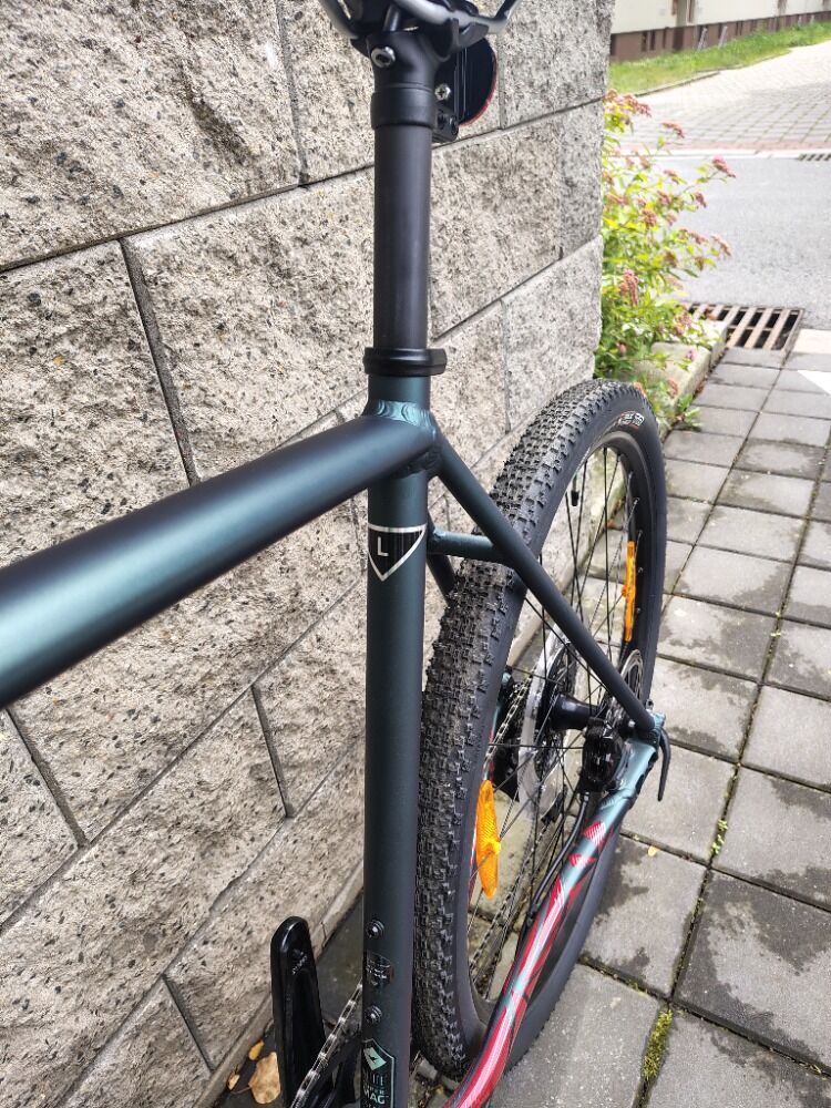Vaast A/1 650b Rival AXS Xplr (NOVÉ)