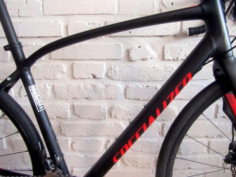 SPECIALIZED DIVERGE E5 na Shimano TIAGRA, 56 cm. Zánovní.