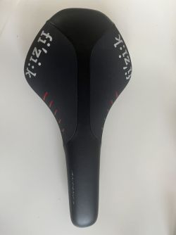 Prodám sedlo fizik antares R1 carbon
