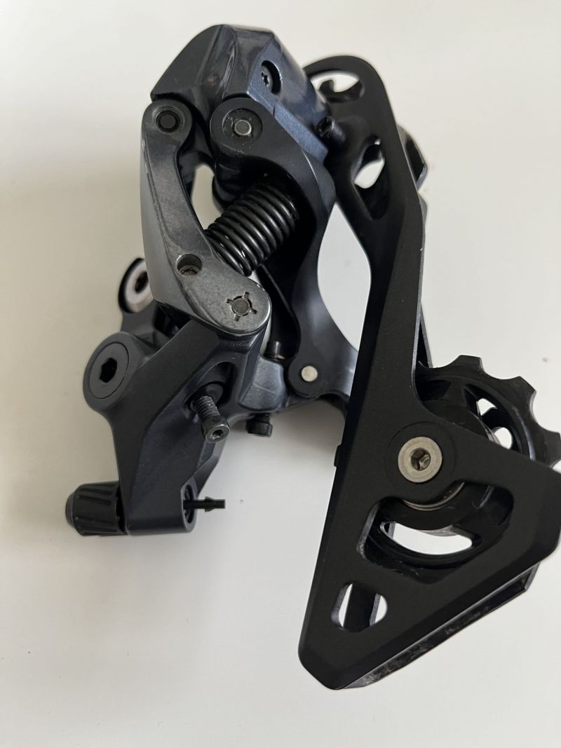  Prodám Přehazovačku Shimano Ultegra RD-R8000-GS 11 s