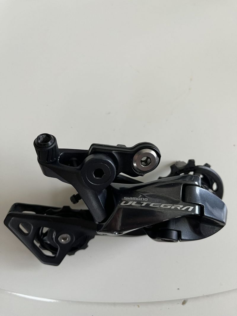  Prodám Přehazovačku Shimano Ultegra RD-R8000-GS 11 s