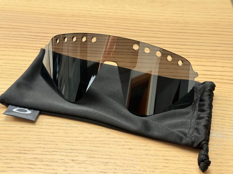 Náhradní sklo/zorník Oakley Sutro Lite Sweep Vented Prizm Black