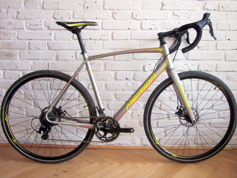 MERIDA CX400 na Shimano 105, vel L. Super stav