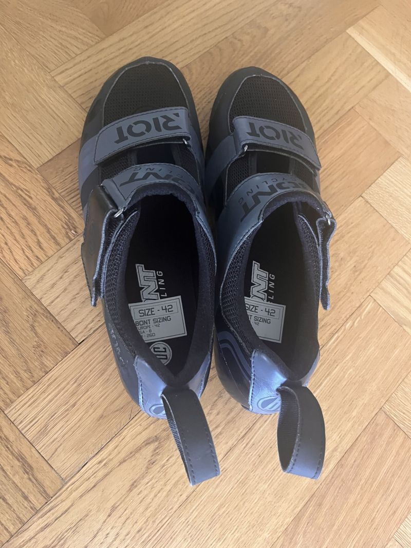 Bont Riot TR+ karbonové triatlonové a silniční tretry