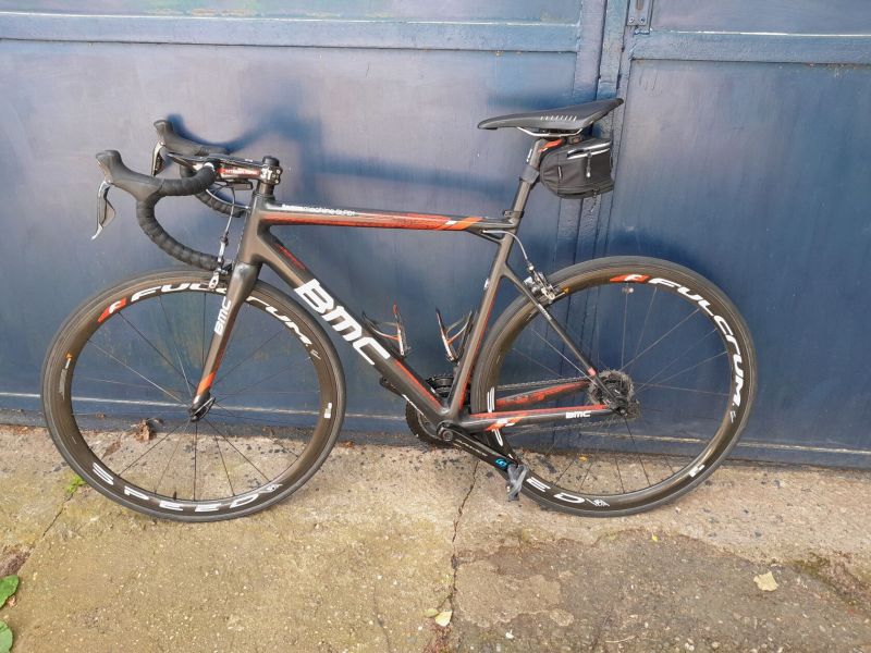 Prodám silniční kolo na rámu BMC SLR 01 vel 54