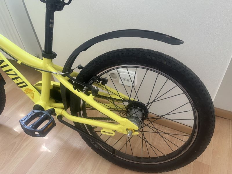 Dětském kolo Specialized Hotrock 16''