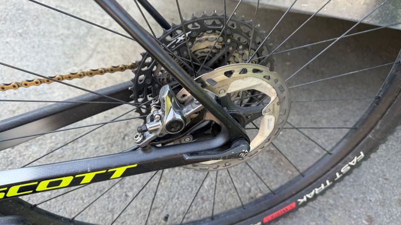 SCOTT Scale RC vel. XL