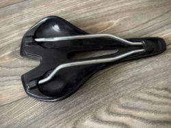 Specialized Toupe Comp Gel