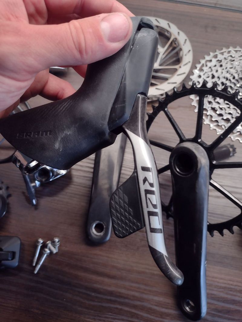 Gravel sada axs 12s