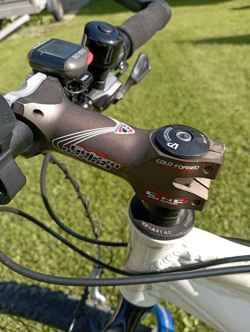 Ravo Racing XC vel. M 17"
