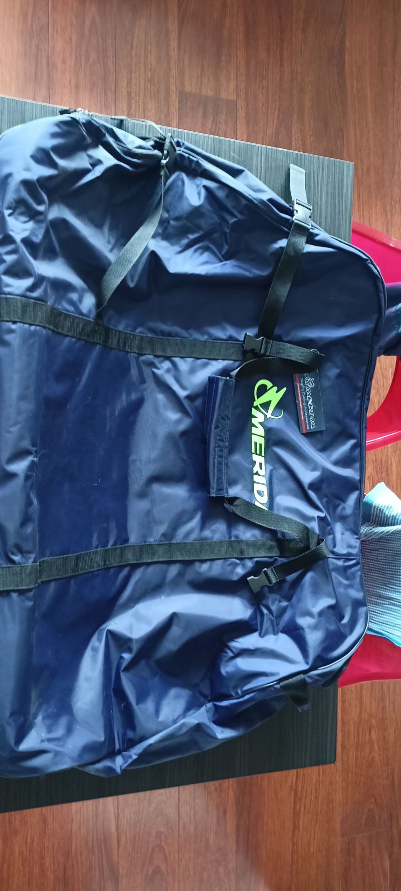 Přepravní box polstrovaný a vyztužený a kolo zn. Merida