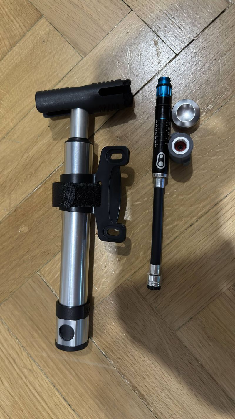 Pumpa na kolo CRANKBROTHERS Klic HV Gauge CO2