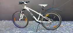 Trek MT240