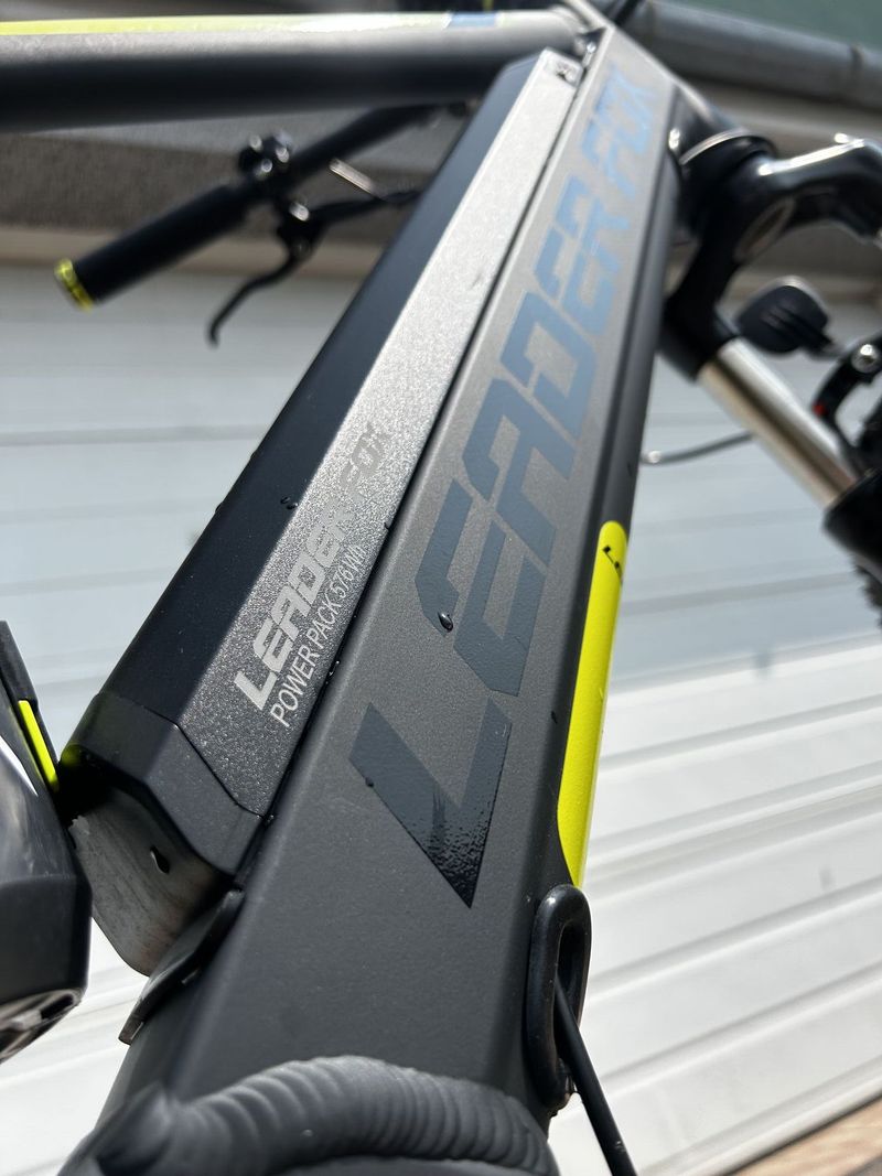Zánovní elektrokolo Leader Fox MTB 29” – Bafang M400