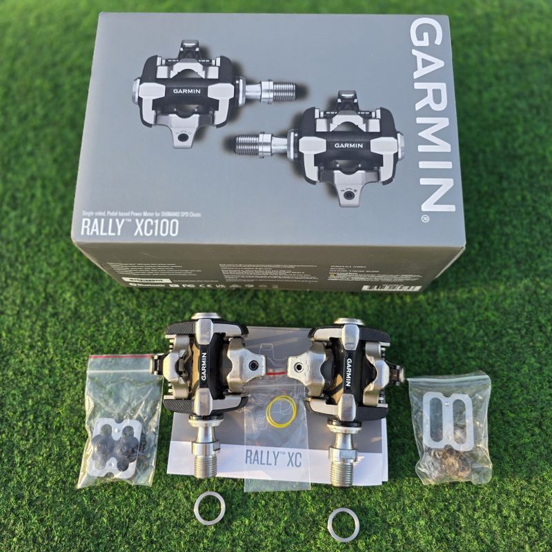 ** REZERVACE ** Garmin XC100