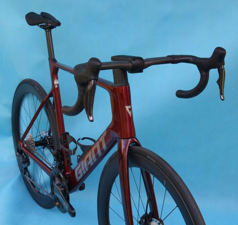 GIANT Propel Advanced Pro 0 Di2 – závodní aero silnička - NOVÁ