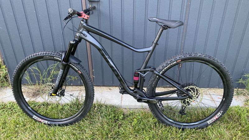 Horské kolo GIANT Stance 29 2020