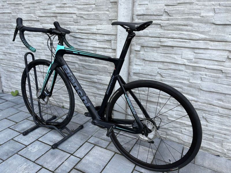 Bianchi aria Ultegra disc 