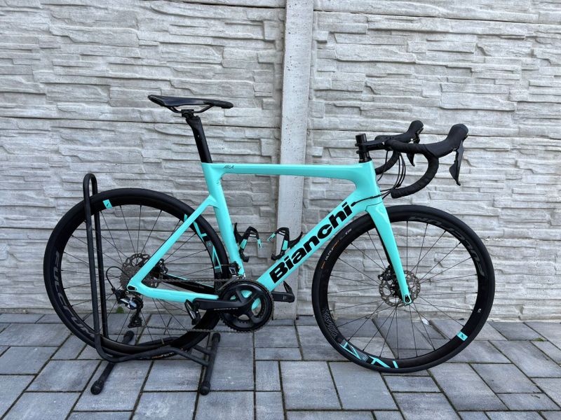 Bianchi aria Ultegra disc 