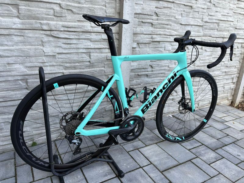 Bianchi aria Ultegra disc 