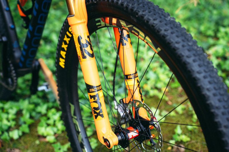 MTB MONDRAKER PODIUM RR SL - XTR, NEXTIE KARBON.KOLA, FOX VIDLICE-VEL 170-185 cm- PŮV.CENA 229.000,-