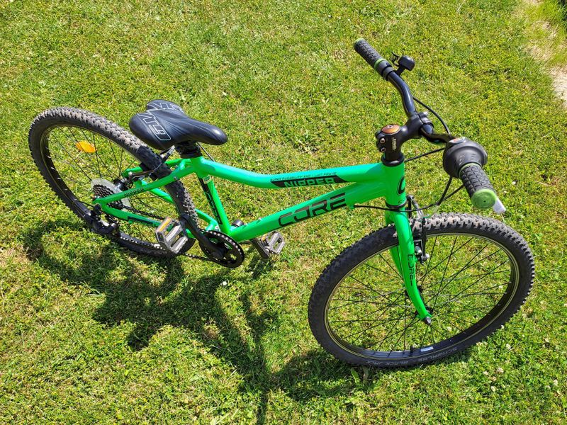 Core Nipper 24"