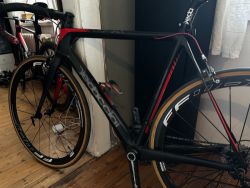 Dedacciai Strada Gladiatore 2 (Grandfondo Specialist)