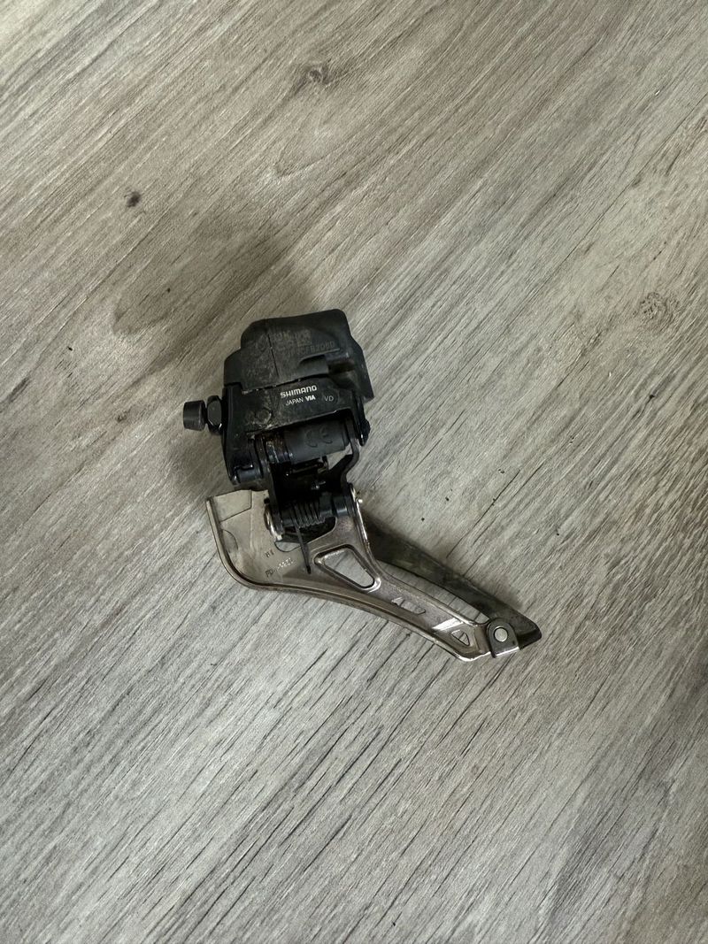 Přesmykač Shimano Dura-Ace 12s R9250
